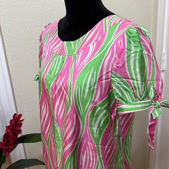 SOLD. Lilly Pulitzer Dasha Dress silk tailwind size 12 - Picture 2 of 13